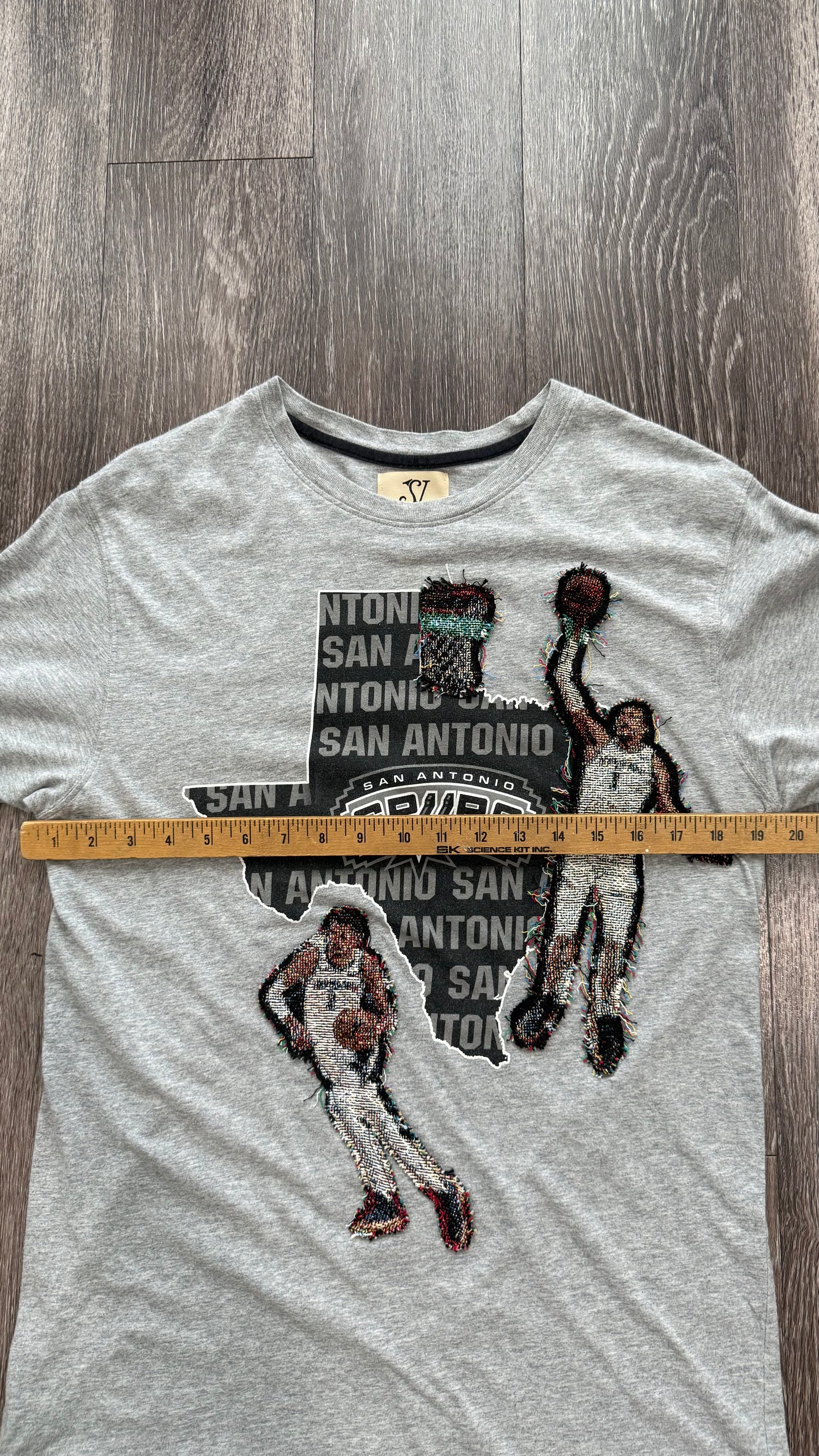 wemby spurs texas tee 🏀