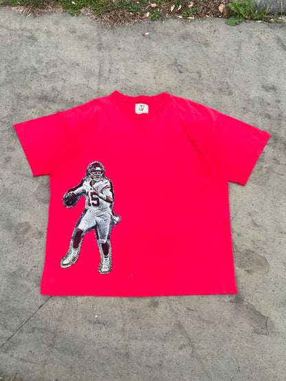 patrick mahomes "running throw" tee